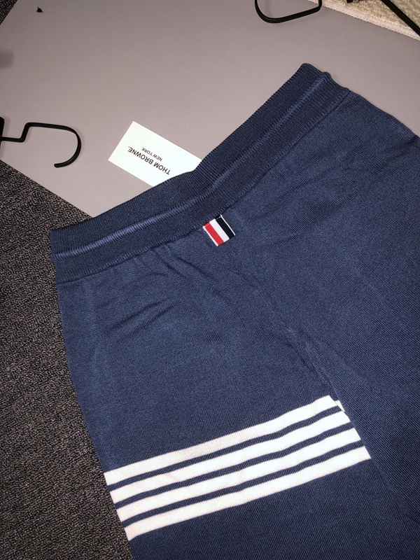 ブランドハーフパンツ全体デザイン